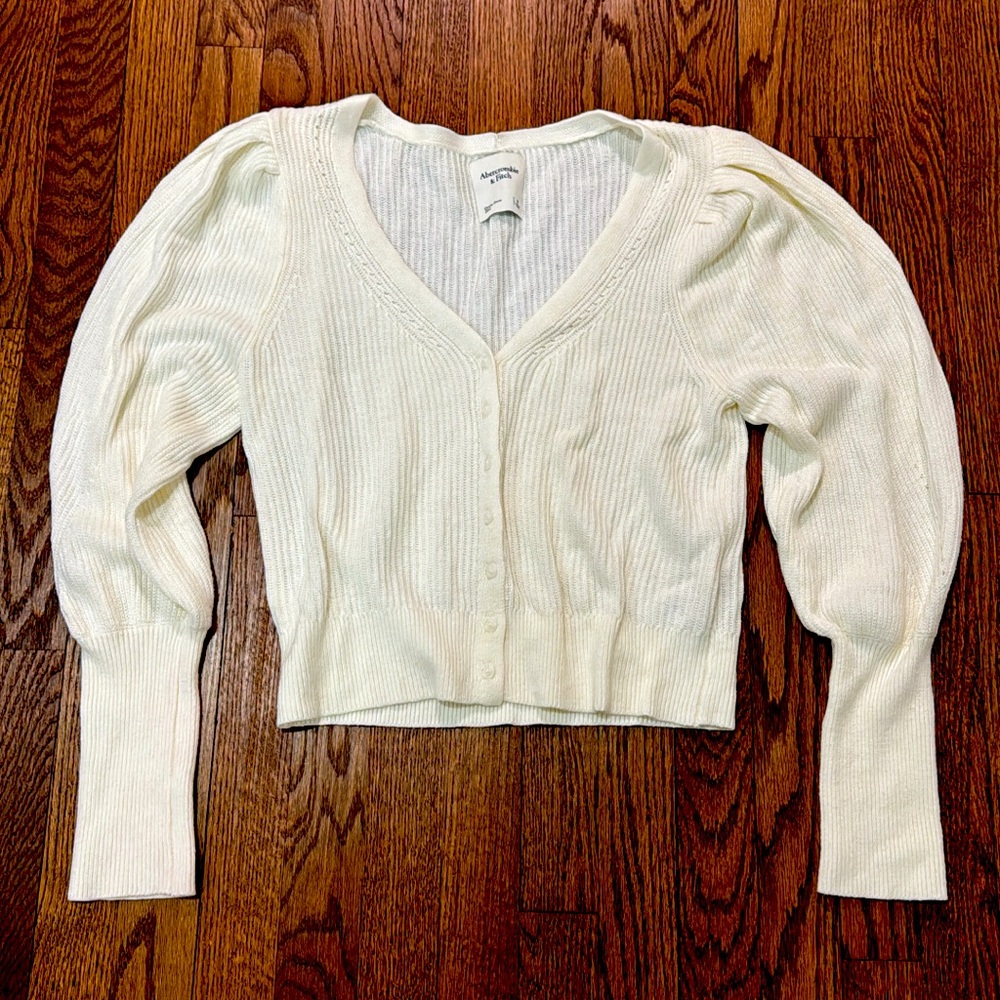 Abercrombie & Fitch Cream Ribbed Cardigan